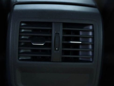 Used 2019 Volkswagen Arteon SE image 34