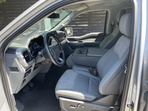 Used 2022 Ford F150 XLT w/ Equipment Group 302A High AWD/4WD image 17