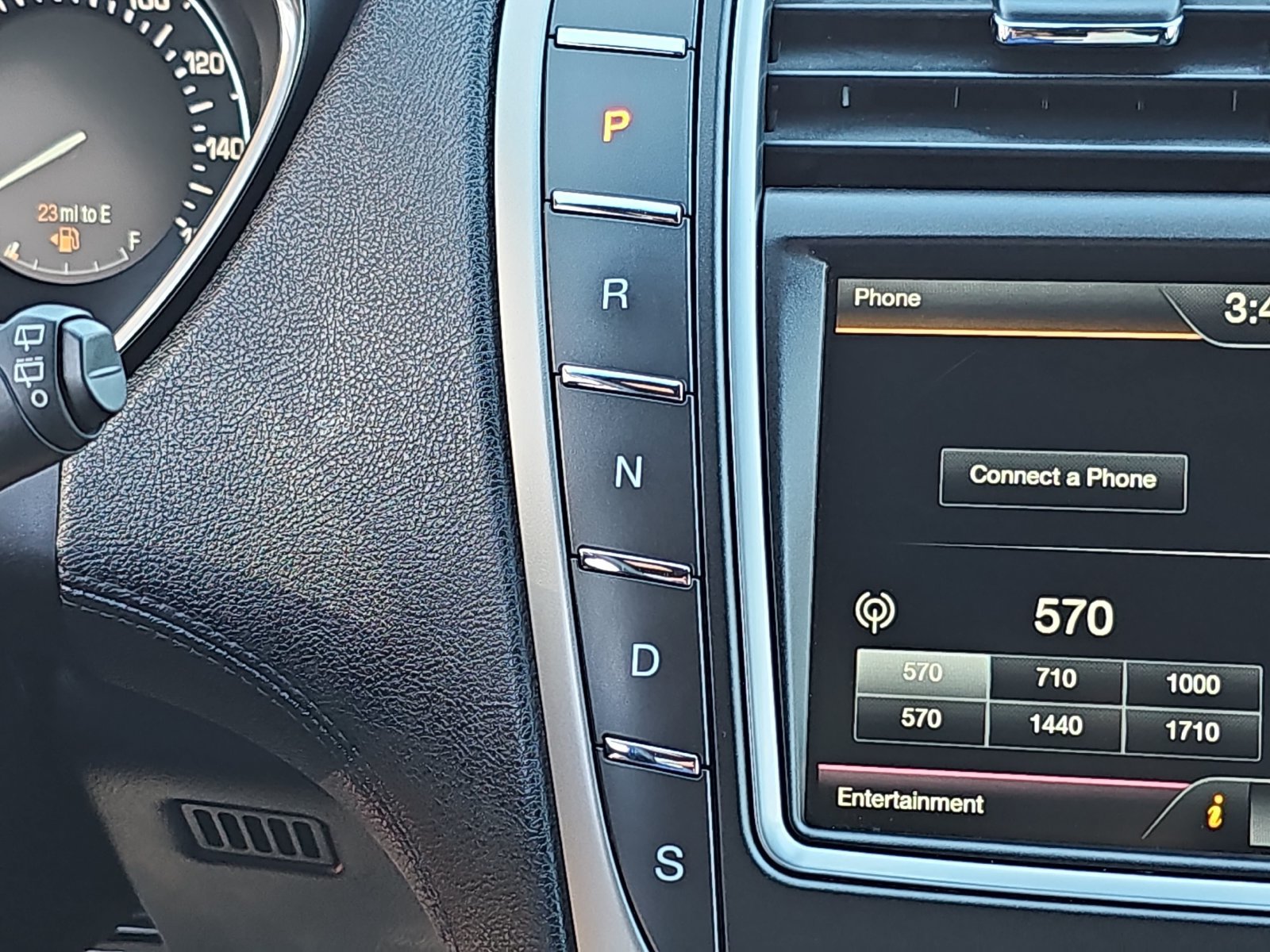 Used 2016 Lincoln MKX Select w/ Select Plus Package FWD image 27