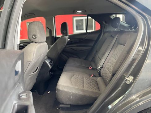 Used 2019 Chevrolet Equinox LT w/ Driver Convenience Package FWD image 15