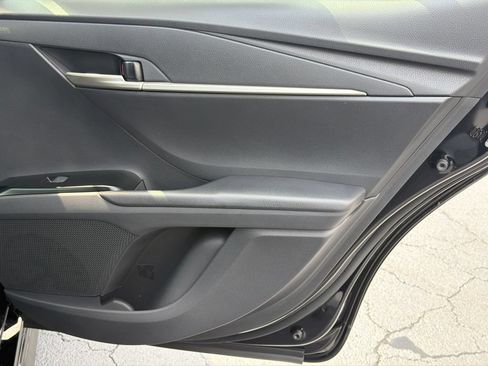 New 2026 Toyota Camry Hybrid w/ Multimedia Upgrade Package FWD image 24