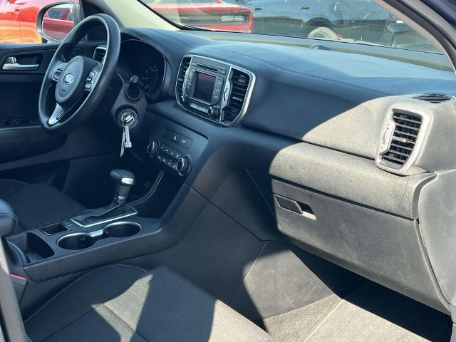 Used 2018 Kia Sportage LX AWD/4WD image 24