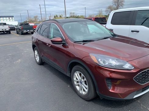 Used 2021 Ford Escape SE w/ Convenience Package AWD/4WD image 5