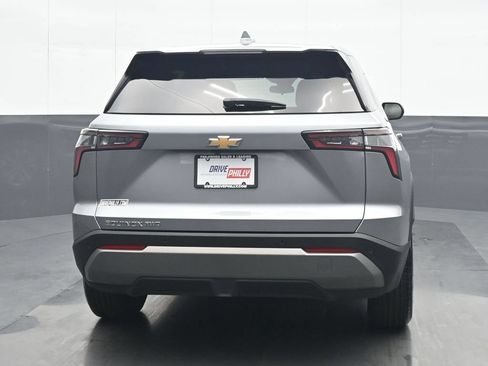 Used 2026 Chevrolet Equinox LT AWD/4WD image 5