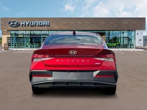 New 2026 Hyundai Elantra Blue image 6
