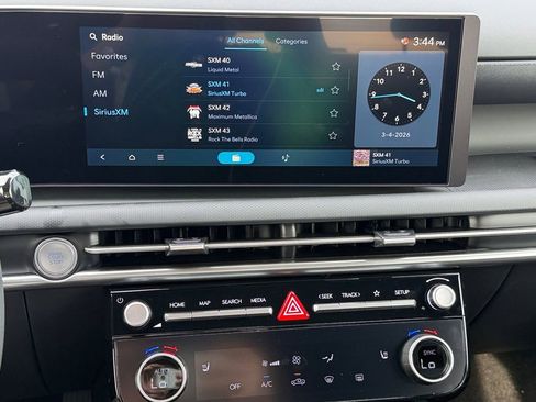 New 2026 Hyundai Santa Cruz SEL FWD image 13
