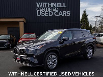 Used 2024 Toyota Highlander Platinum