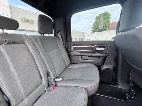 Used 2024 RAM 2500 Big Horn w/ Night Edition AWD/4WD image 22