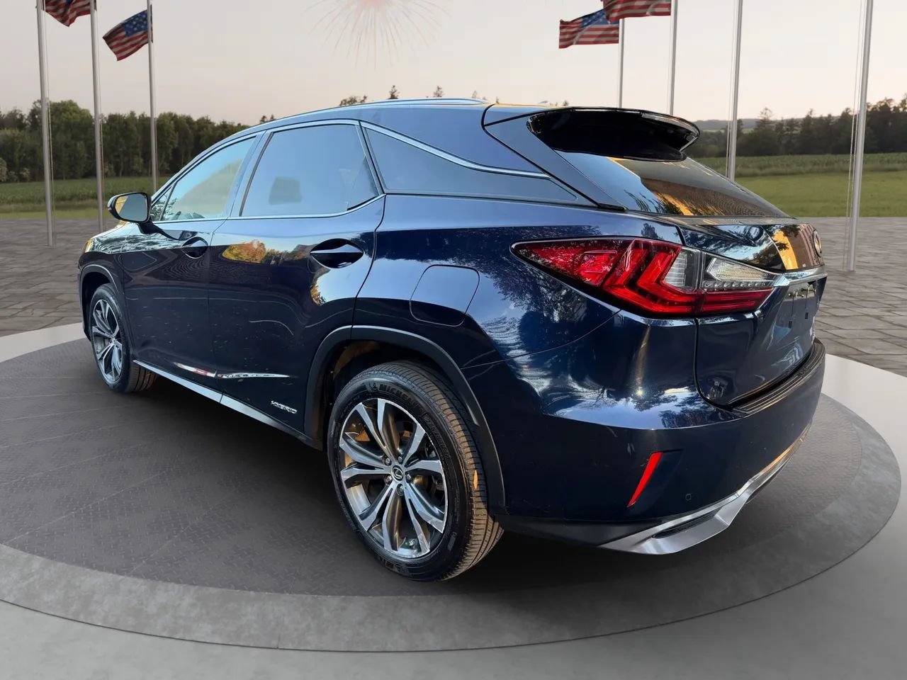 Used 2019 Lexus RX 450h AWD w/ Navigation Package image 7