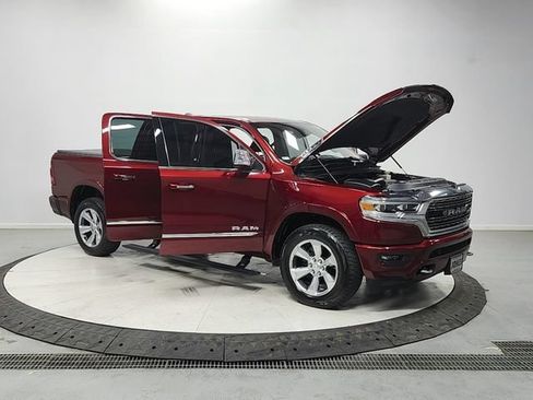 Used 2022 RAM 1500 Limited w/ Body-Colour Bumper Group AWD/4WD image 9