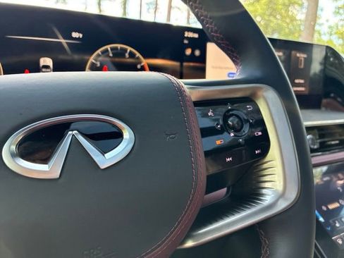 Used 2025 INFINITI QX80 Autograph AWD/4WD image 28
