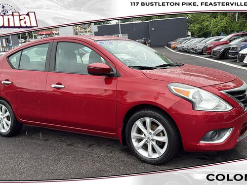 Used 2015 Nissan Versa FWD image 1