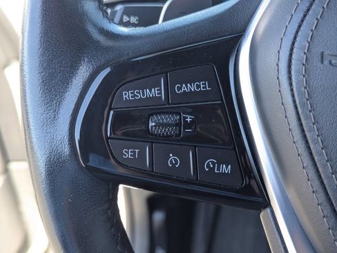 Used 2022 BMW 530i xDrive AWD/4WD image 19