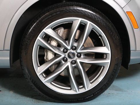 Used 2017 Audi Q7 3.0T Prestige image 14