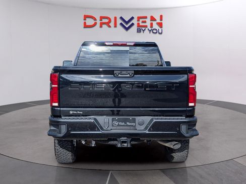 New 2026 Chevrolet Silverado 2500 LT w/ Trail Boss Package AWD/4WD image 4