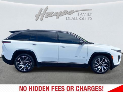 Used 2025 Jeep Wagoneer S Limited AWD/4WD image 2