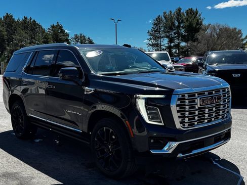 Used 2025 GMC Yukon Denali w/ Sun & Power Step Package AWD/4WD image 7