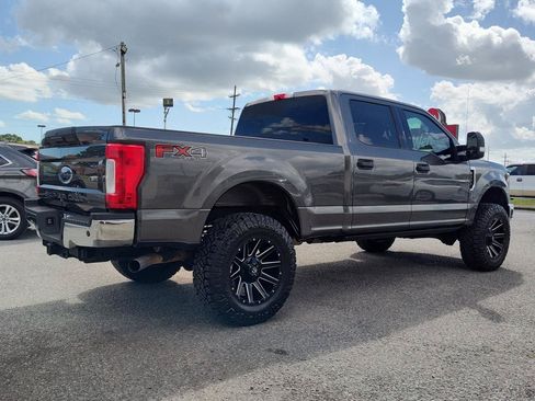 Used 2019 Ford F250 XLT w/ XLT Value Package AWD/4WD image 7