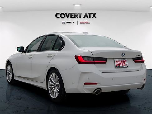 Used 2023 BMW 330i Sedan w/ Premium Package image 6