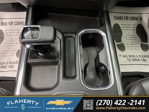 Used 2024 Chevrolet Silverado 1500 LT Trail Boss w/ LT Trail Boss Premium Package AWD/4WD image 32