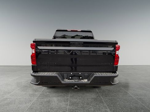 New 2026 Chevrolet Silverado 1500 Custom w/ LPO, Dark Essentials Package image 4