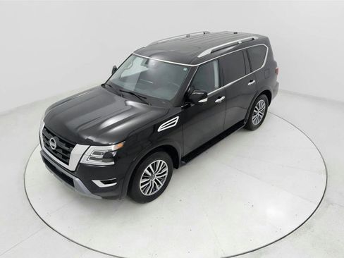 Used 2024 Nissan Armada SL w/ Captain's Chairs Package RWD image 13