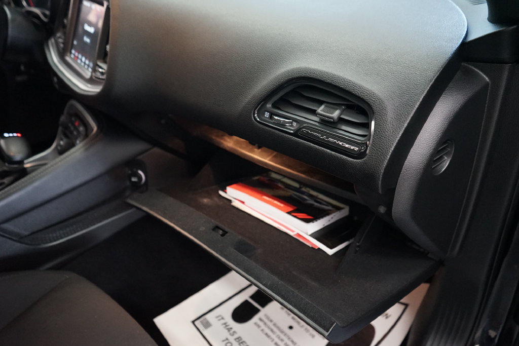 Used 2022 Dodge Challenger R/T w/ Performance Handling Group RWD image 46