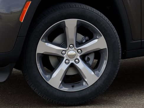 New 2026 Jeep Grand Cherokee L Limited image 8