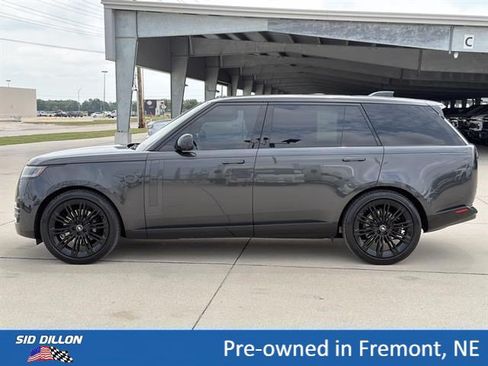 Used 2025 Land Rover Range Rover Long Wheelbase SE AWD/4WD image 10