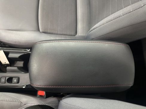 Certified 2025 Toyota Corolla SE image 19