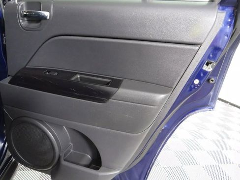 Used 2013 Jeep Compass Latitude w/ Sun/Sound Group FWD image 40
