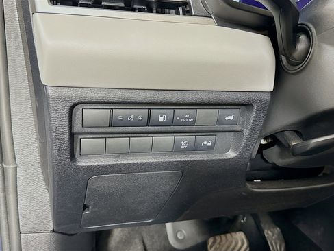 Used 2025 Mitsubishi Outlander SEL AWD/4WD image 11