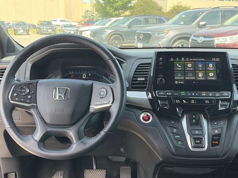Used 2024 Honda Odyssey Sport image 19