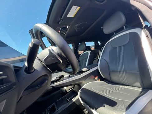 Certified 2023 Kia EV6 GT-Line AWD/4WD image 14