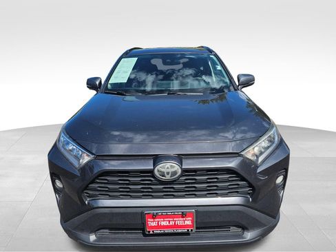 Used 2020 Toyota RAV4 XLE AWD/4WD image 3