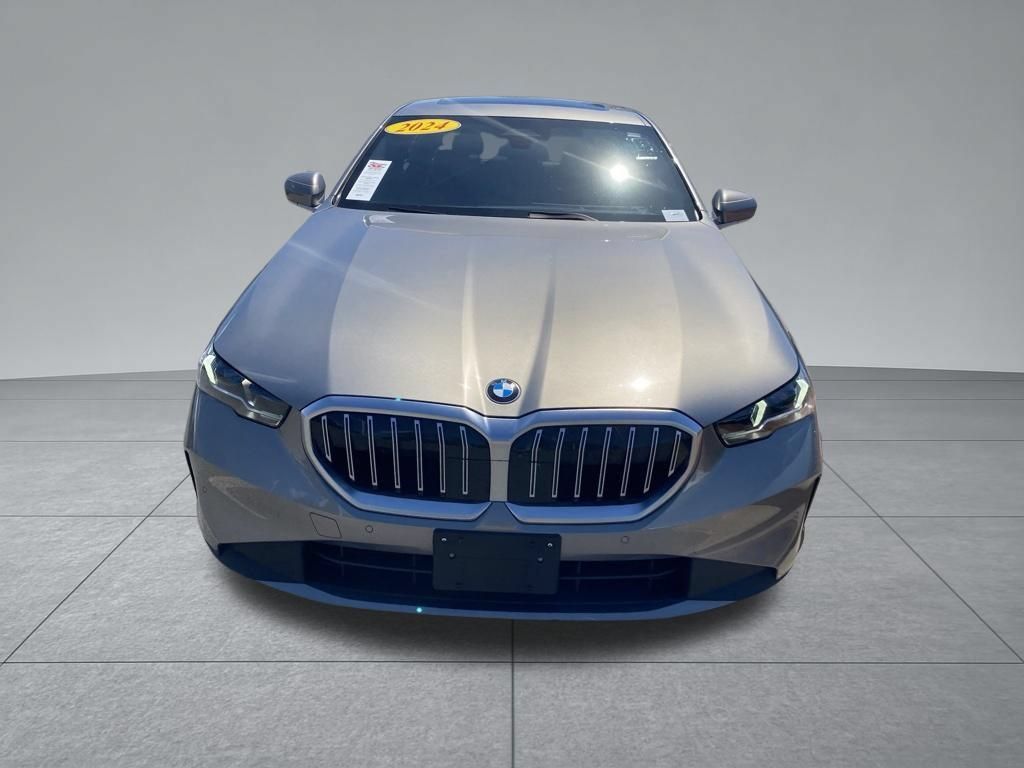 Used 2024 BMW 530i xDrive AWD/4WD image 17