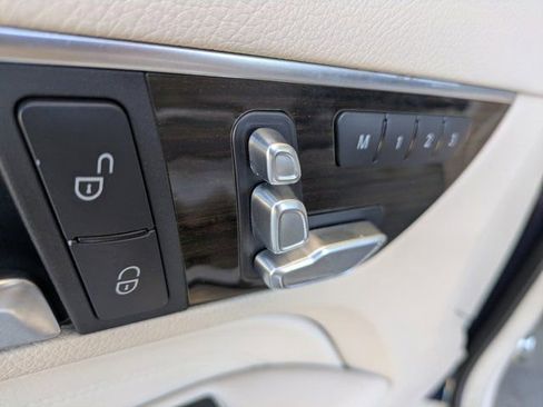 Used 2017 Mercedes-Benz E 400 Cabriolet image 22