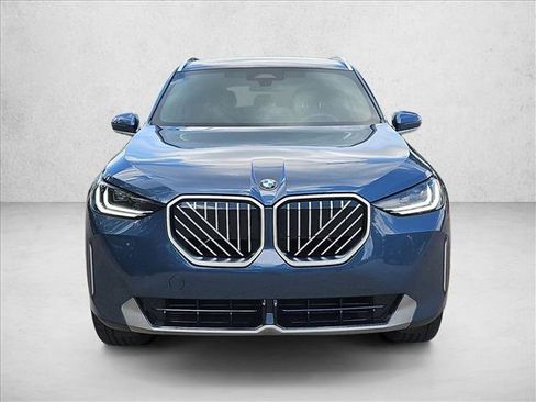 Used 2026 BMW X3 xDrive30i w/ Convenience Package AWD/4WD image 2
