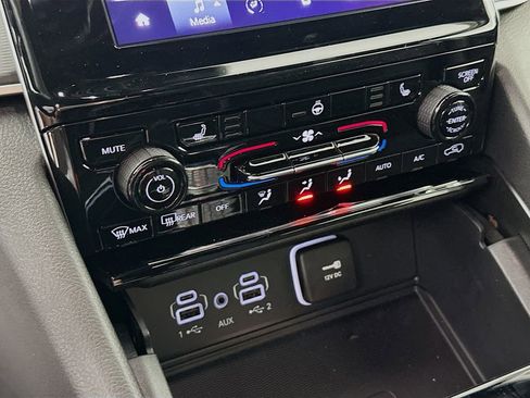 New 2026 Jeep Grand Cherokee Laredo X AWD/4WD image 21