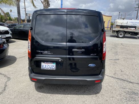 Used 2019 Ford Transit Connect XLT FWD image 9