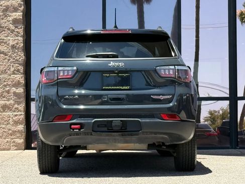 Used 2018 Jeep Compass Trailhawk w/ Navigation Group AWD/4WD image 10