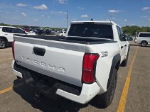 Used 2025 Toyota Tacoma TRD Off-Road AWD/4WD image 18