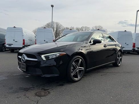 Used 2022 Mercedes-Benz A 220 4MATIC image 3