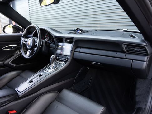 Certified 2019 Porsche 911 Turbo S AWD/4WD image 34
