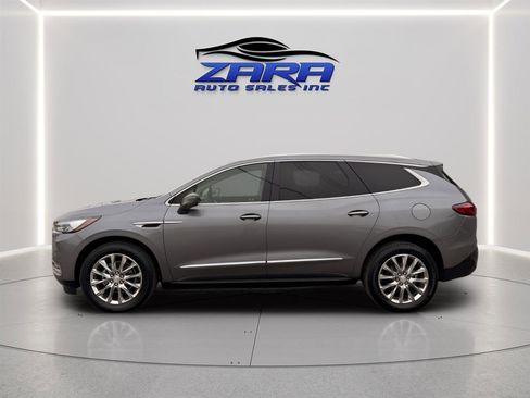 Used 2020 Buick Enclave Premium w/ Sun and Sites Package image 3