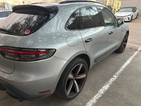 Used 2022 Porsche Macan S image 4