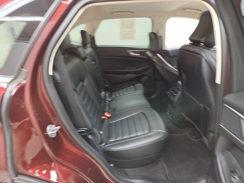 Used 2024 Ford Edge SEL w/ Convenience Package AWD/4WD image 11