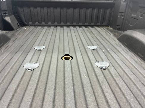 Used 2024 Chevrolet Silverado 2500 Custom w/ Custom Value Package AWD/4WD image 7