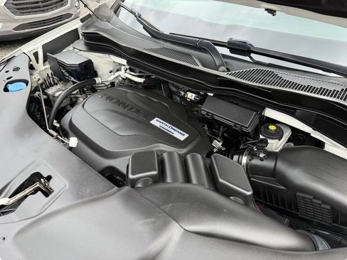 Used 2017 Honda Ridgeline RTL-E image 12