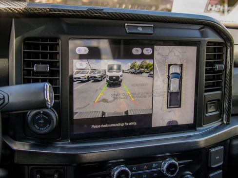 New 2025 Ford F250 Lariat w/ Lariat Ultimate Package image 47